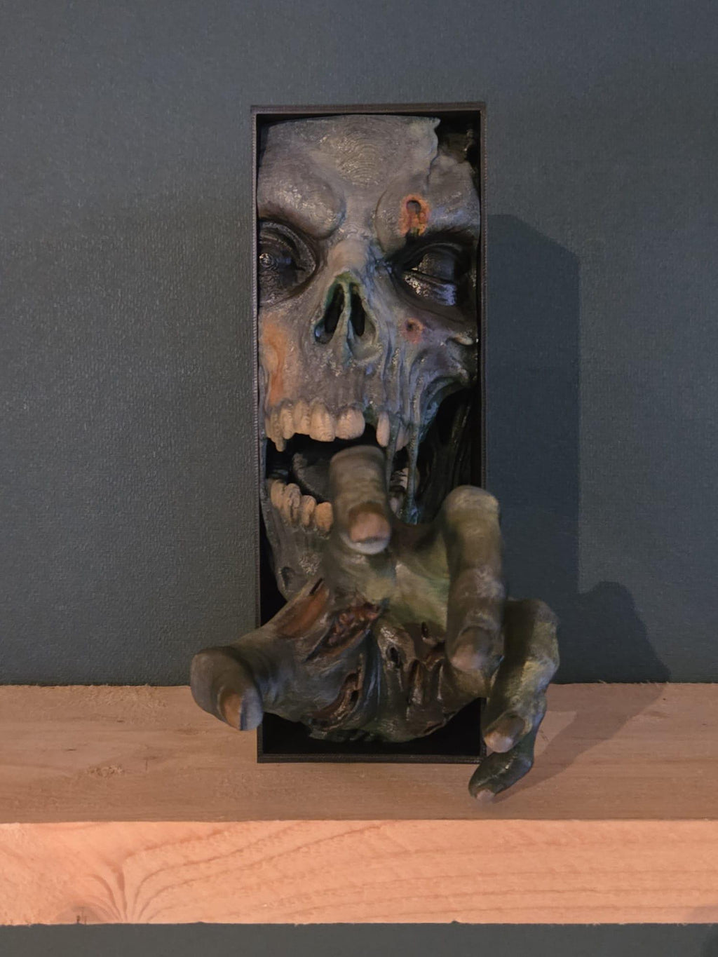 Zombie Book Nook, Horror Bookshelf Decor, Undead Hand Book Insert, Gothic Shelf Decoration, Scary Book Lover Gift