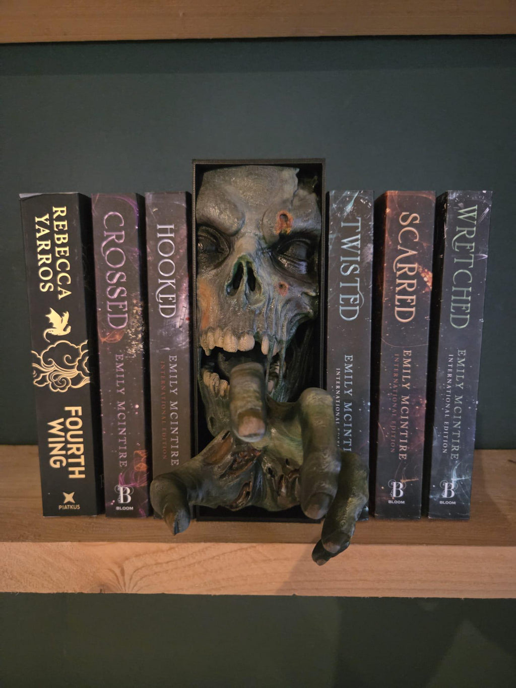 Zombie Book Nook, Horror Bookshelf Decor, Undead Hand Book Insert, Gothic Shelf Decoration, Scary Book Lover Gift