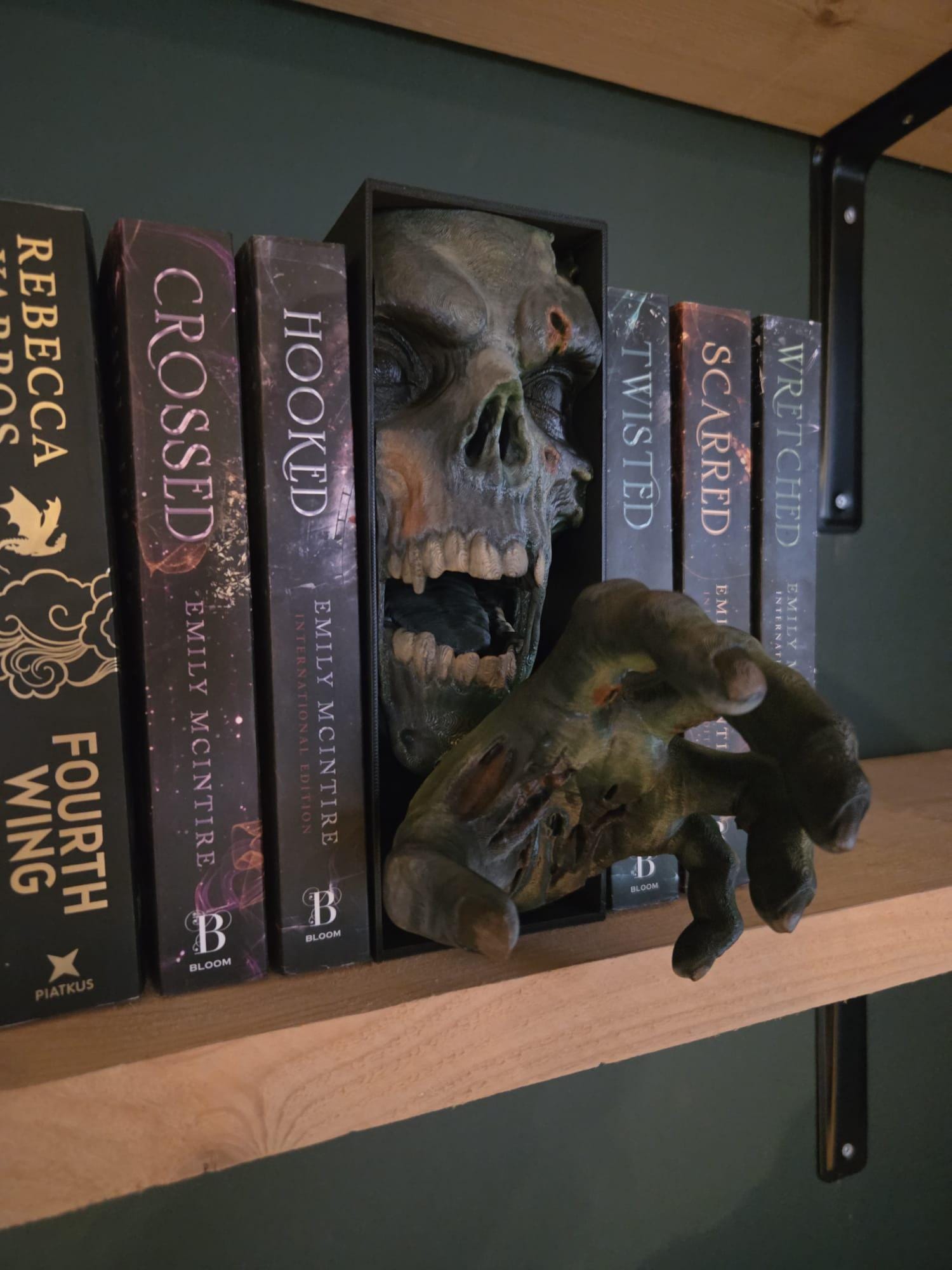 Zombie Book Nook, Horror Bookshelf Decor, Undead Hand Book Insert, Gothic Shelf Decoration, Scary Book Lover Gift
