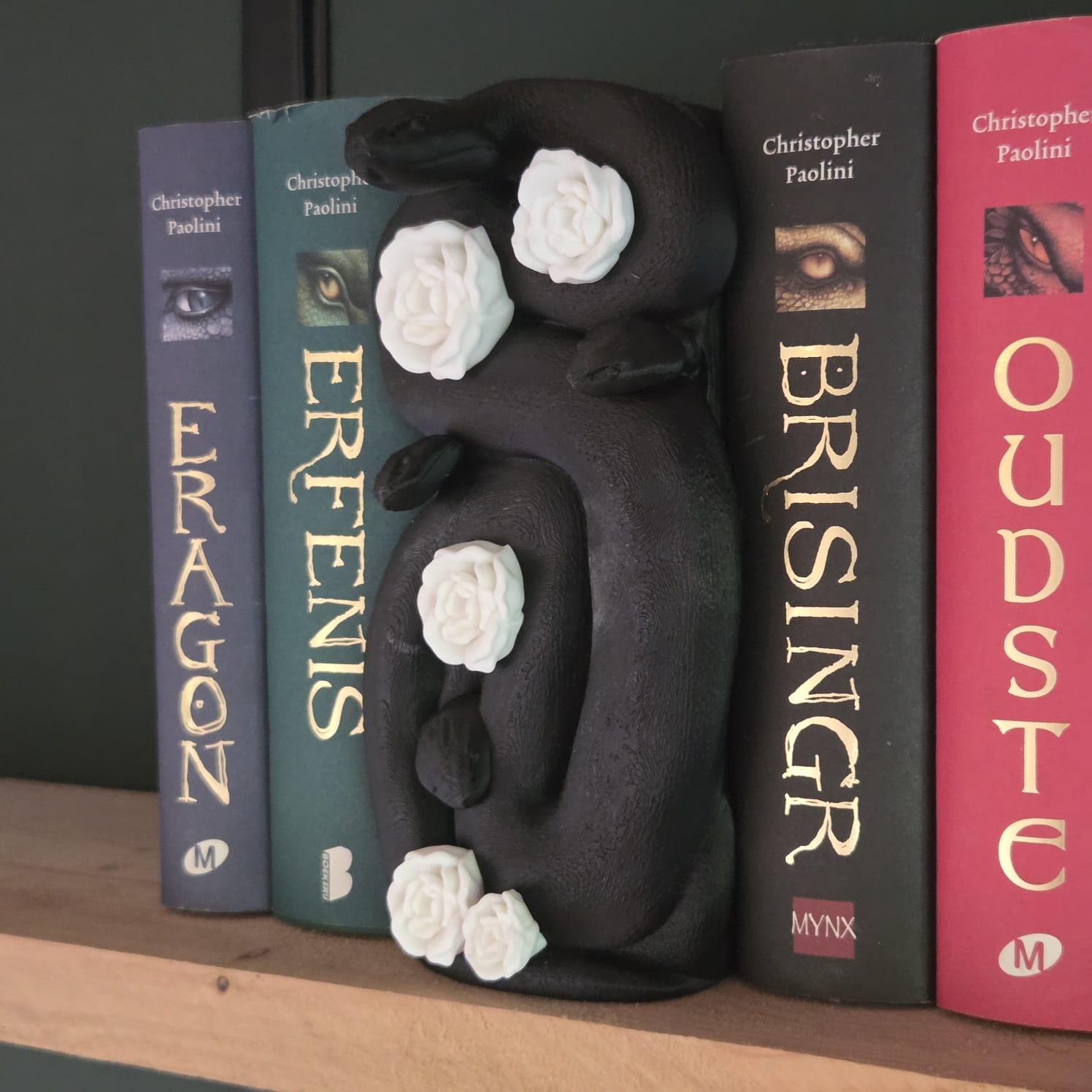 Gothic Snake Book Nook with White Roses, Dark Academia Bookshelf Decor, Serpent Book Insert, Fantasy Shelf Decor, Book Lover Gift