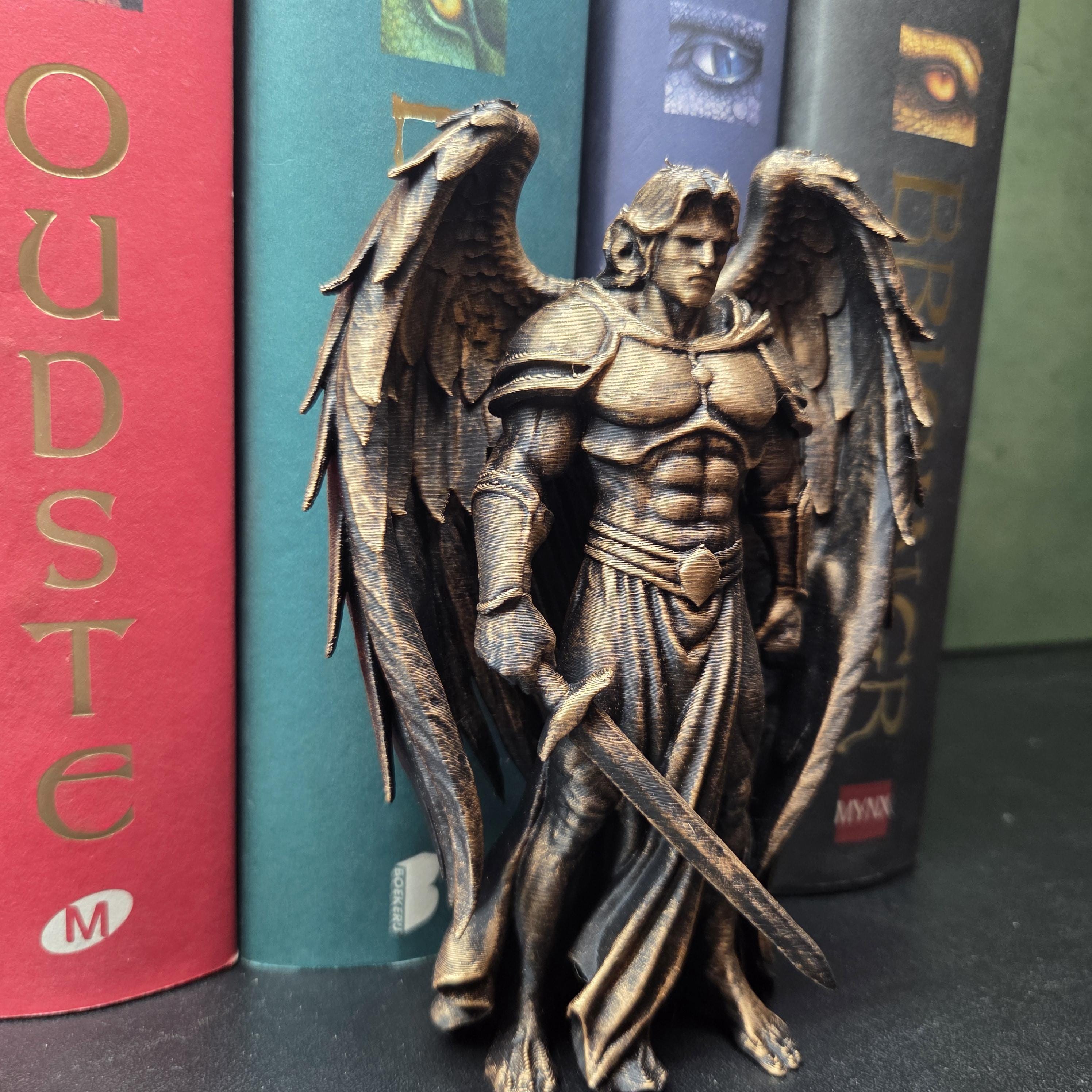 Winged Warrior Angel Statue – Gothic Fantasy Shelf Decor – Archangel Figurine – Dark Academia Bookshelf Decor – Book Lover Gift