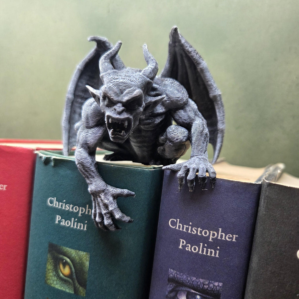 Gargoyle Shelf Sitter, Gothic Bookshelf Decor, Gargoyle Book Guardian, Dark Academia Decor, Fantasy Shelf Decoration, 3D Printed Statue