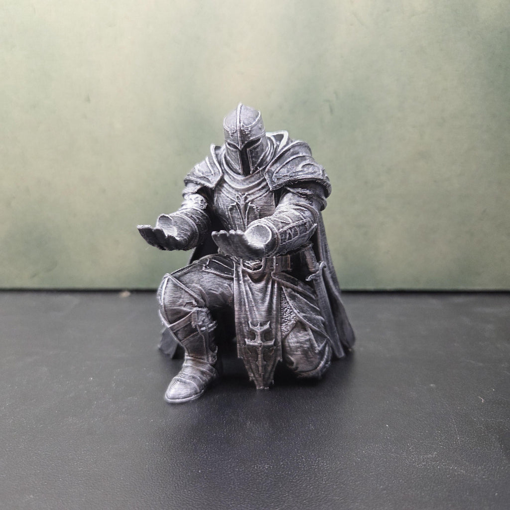 Medieval Knight Pen Holder, Armored Knight Desk Decor, Fantasy Pen Stand, Gothic Office Decor, Medieval Gift, Desk Organizer, Knight Statue