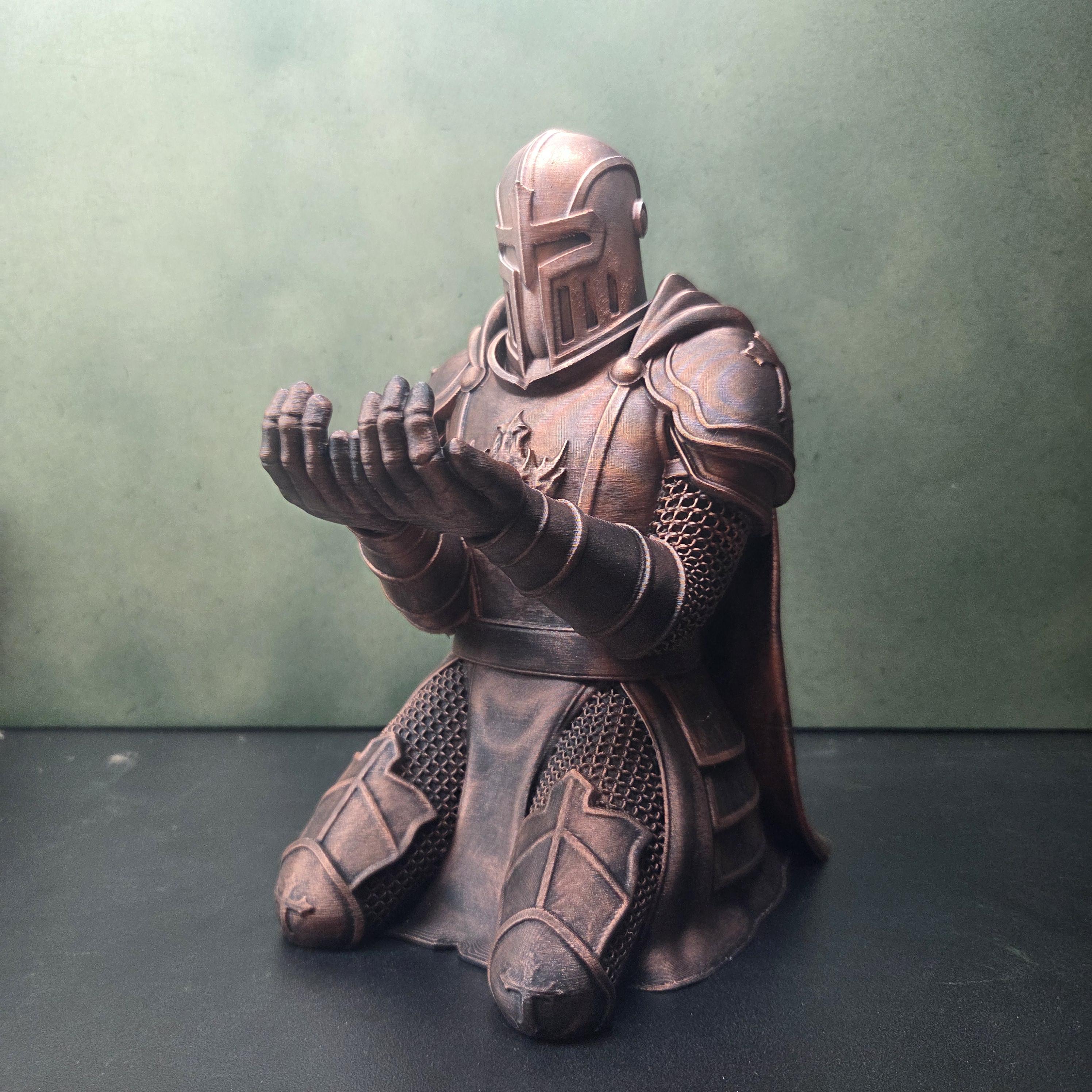 Knight Controller Holder – Medieval Gamepad Stand – Fantasy Gaming Decor – Gamer Gift – Controller Display Stand