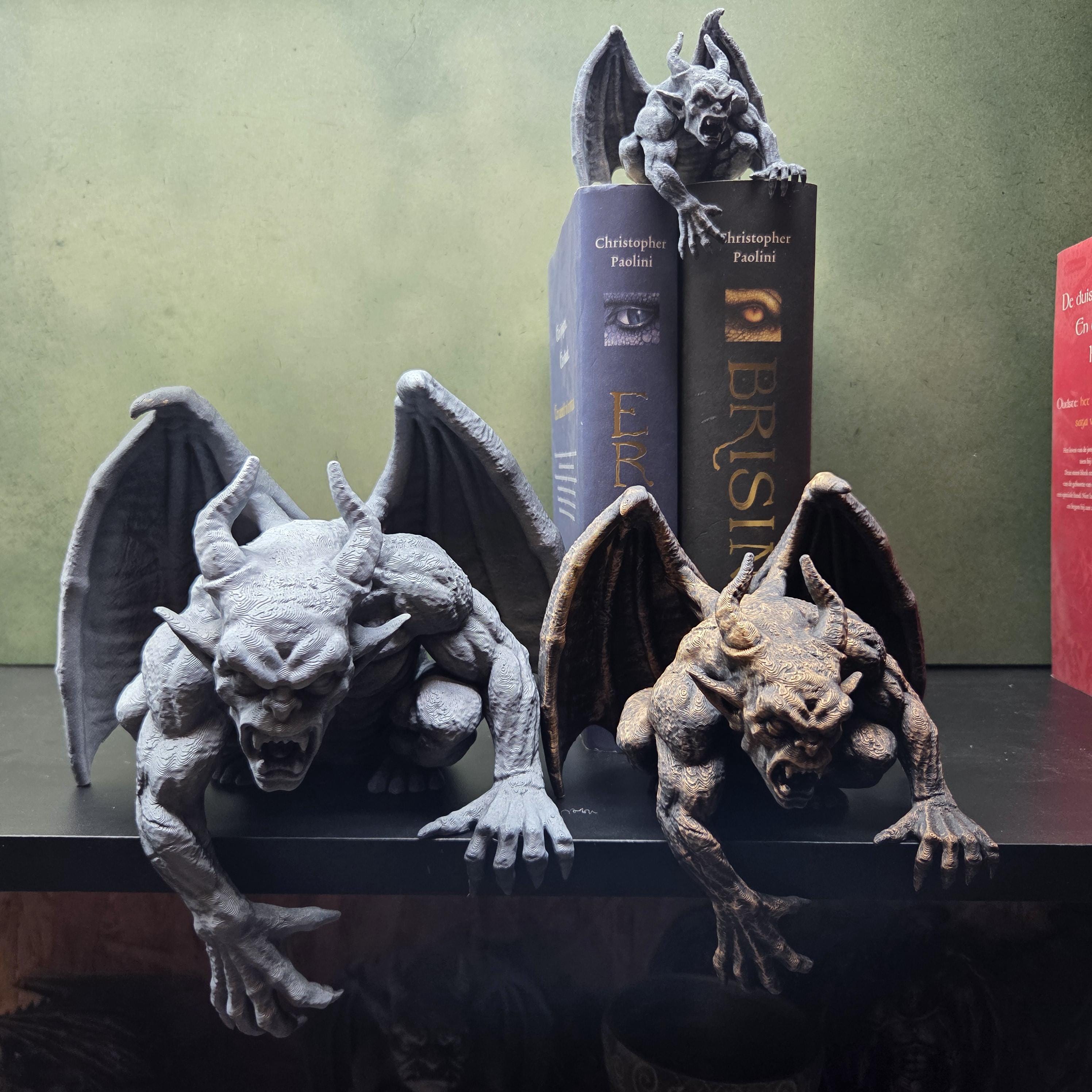 Gargoyle Shelf Sitter, Gothic Bookshelf Decor, Gargoyle Book Guardian, Dark Academia Decor, Fantasy Shelf Decoration, 3D Printed Statue