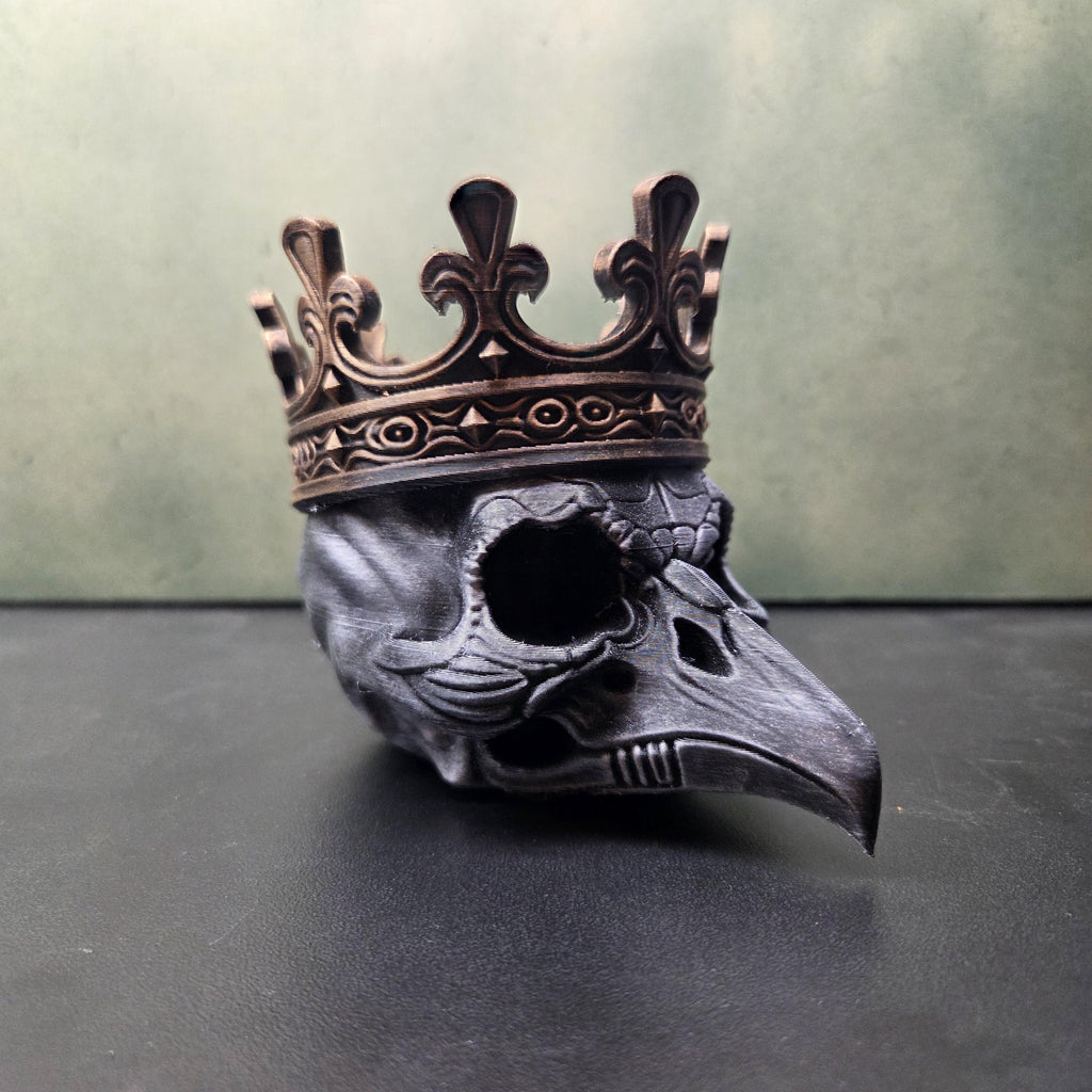 Raven Skull with Crown, Gothic Skull Decor, Dark Academia Decor, Crow Skull Statue, Gothic Home Decor, Fantasy Shelf Decor, Witchy Gift