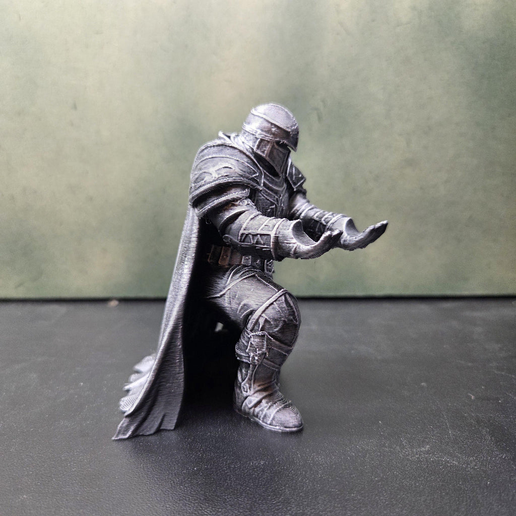 Medieval Knight Pen Holder, Armored Knight Desk Decor, Fantasy Pen Stand, Gothic Office Decor, Medieval Gift, Desk Organizer, Knight Statue